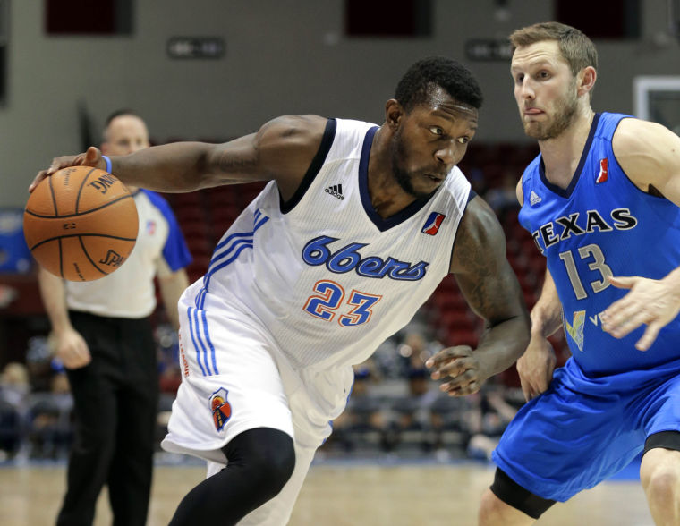 Mario Little, nuevo rayo de esperanza en la sombría Manresa. Así Juega (VIDEO)