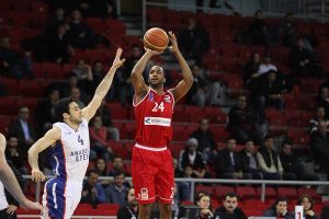 La cosa va de exACBS; Clay Tucker fulmina al Efes; Walsh y Haislip sorprenden al Banvit
