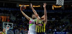 El Laboral Kutxa no logra rematar ante el Fenerbahçe Ülker (91-90)