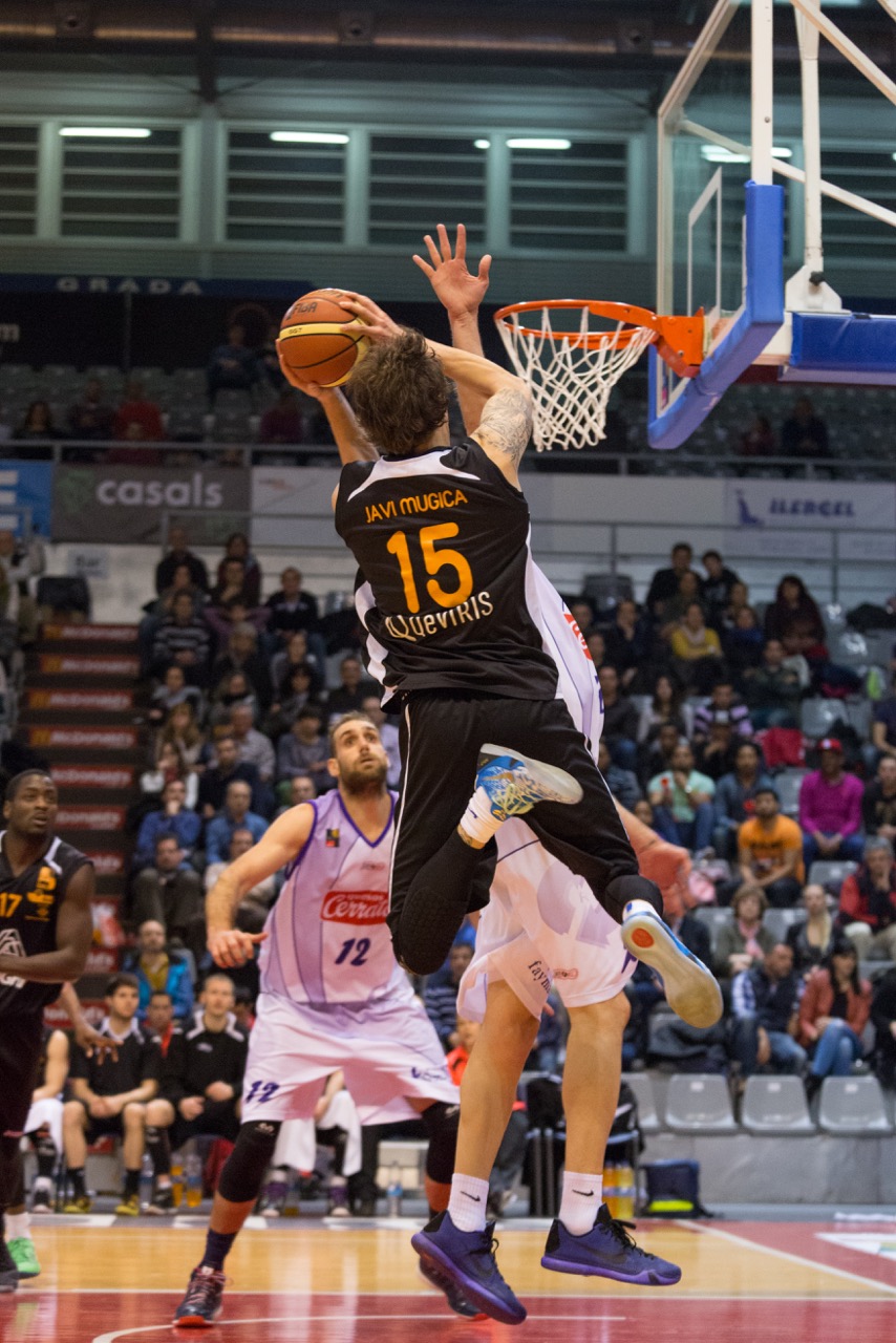 Breogán le remonta el derbi al COB y aguanta el ritmo de un Burgos imparable