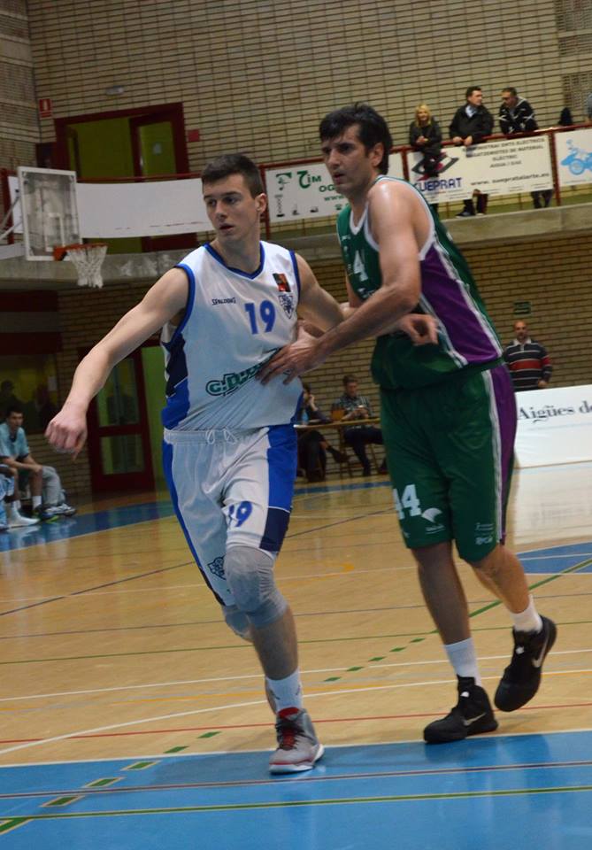 Clínicas Rincón deja a CB Prat tocado y hundido. Romero, MVP