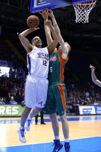 UCAM Murcia bombardea, arrasa y se gusta ante Baloncesto Sevilla (83-96)