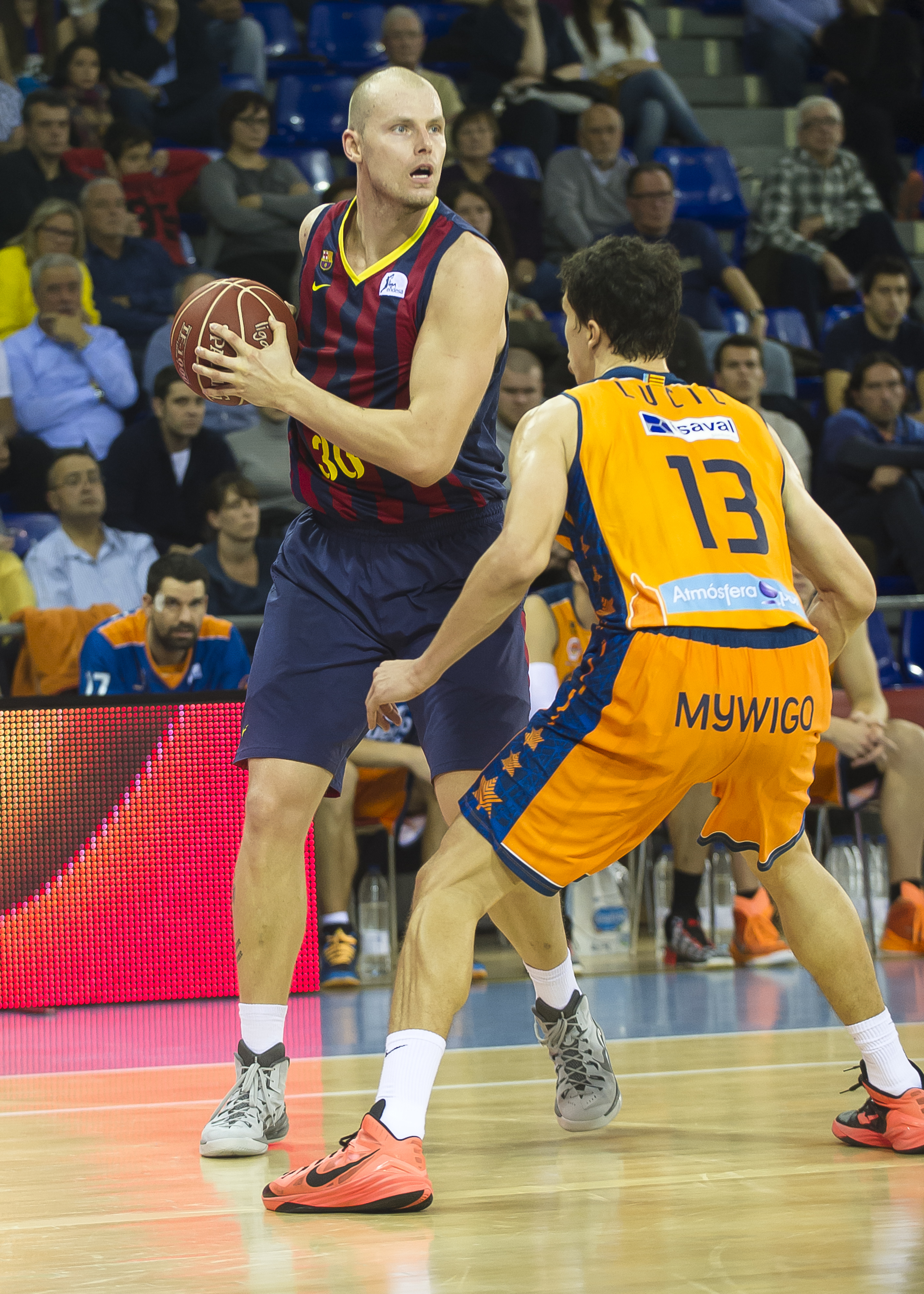 Valencia Basket quiere reforzar su pintura. Sikma, Lampe y McLean, en la órbita taronja