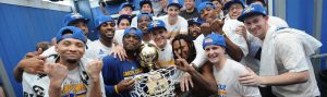 El ex Unicaja Ognjen Kuzmic, campeón de la D-League con los Santa Cruz Warriors