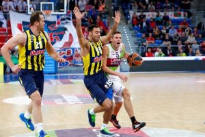 El mejor Laboral Kutxa de la temporada arrolla al Fenerbahçe (93-76)