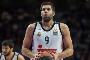 El Chacho y Felipe brillan ante el Zalgiris, el Madrid asegura el primer puesto