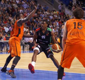 Força Lleida, liderado por un brutal Javi Múgica (41 de valoración), arrasa en Son Moix