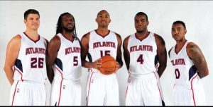 Korver, Millsap y Carroll se ponen serios y los Hawks no dan segundas opciones