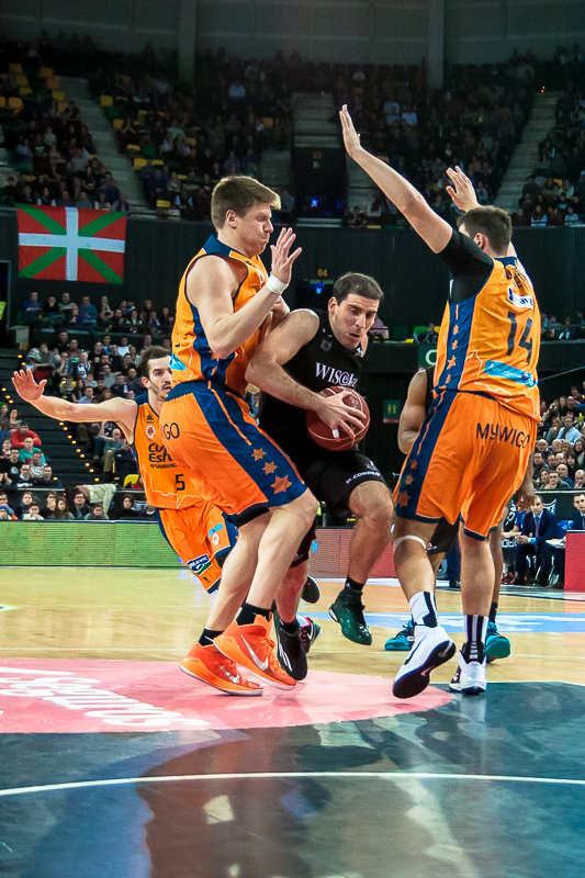 One On One #PlayoffLigaEndesa: Dominion Bilbao Basket Vs Valencia Basket
