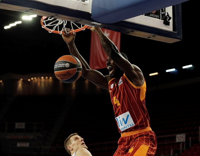 El debut de Jimmy Baron; Patric Young, dominador; Ataman aplaca a los ultras de su equipo