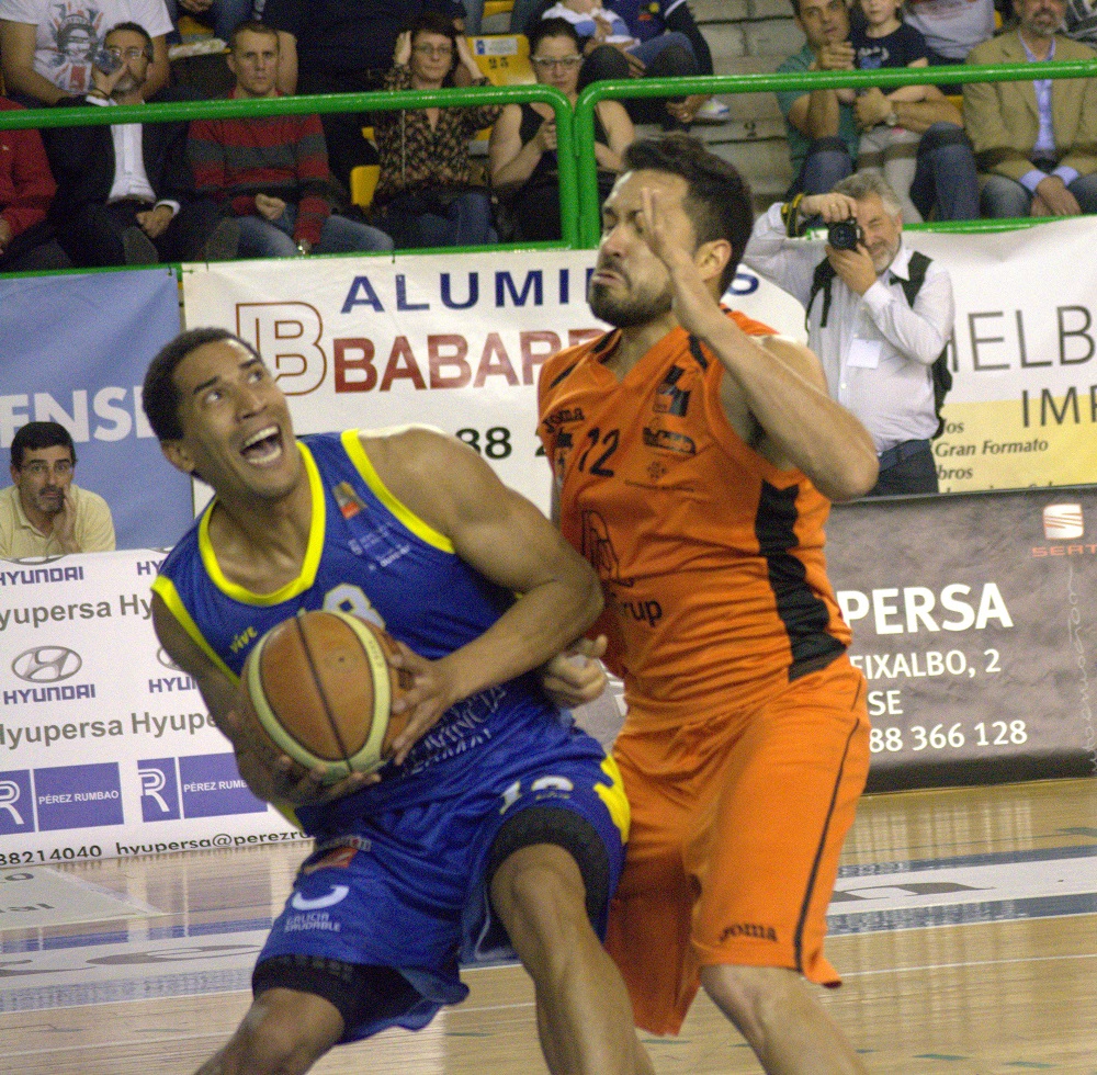 Primer paso hacia la final gallega. COB y Breogán debutan con éxito en semifinales