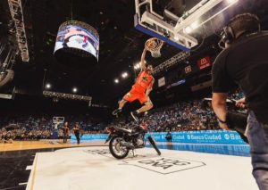 Juego de las Estrellas: Taya Gallizi voló en moto, triunfo extranjero y triples en Sosa