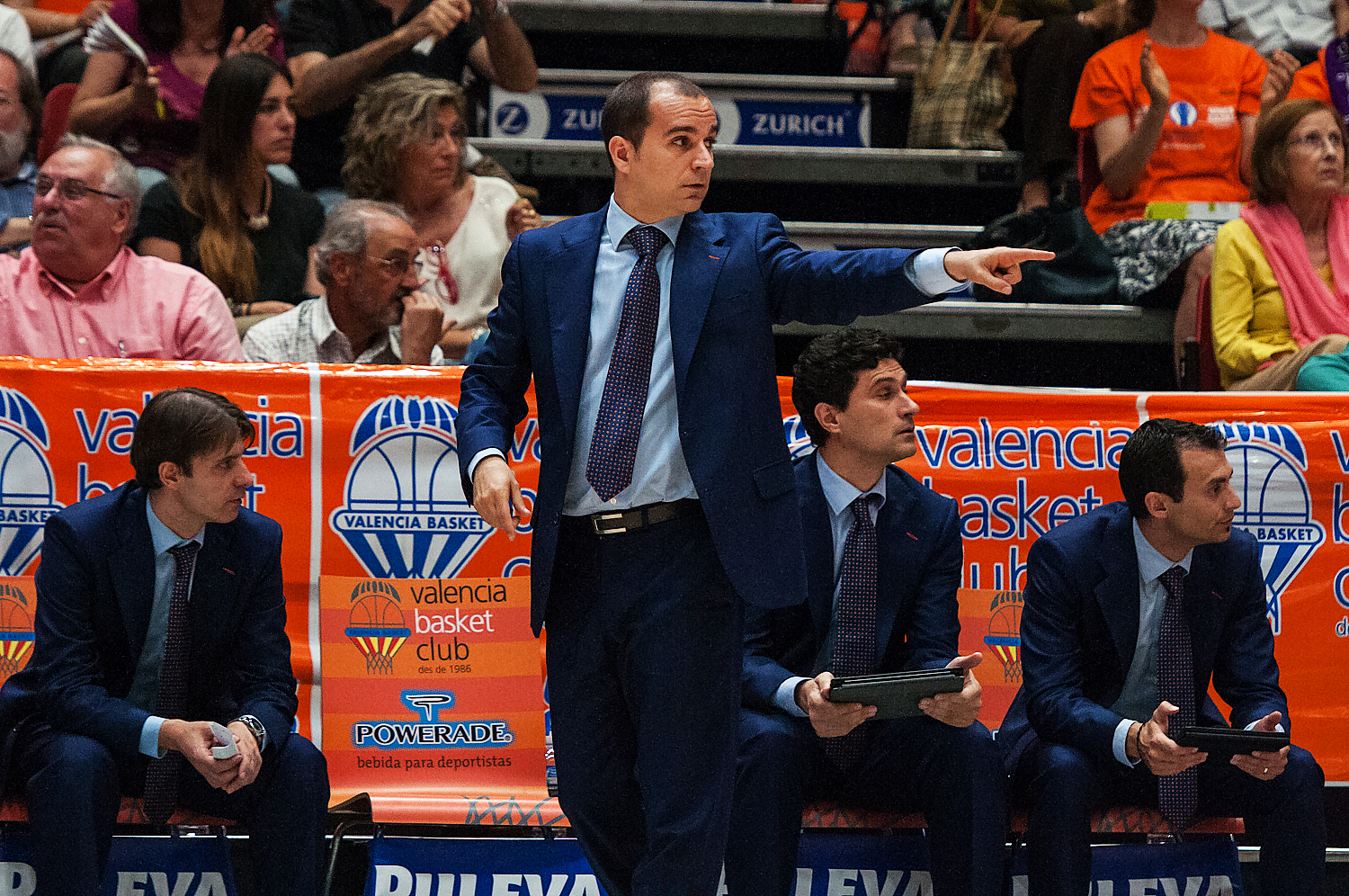 Carles Duran regresa al puesto de entrenador ayudante. ¿Vía libre para Pedro Martínez?