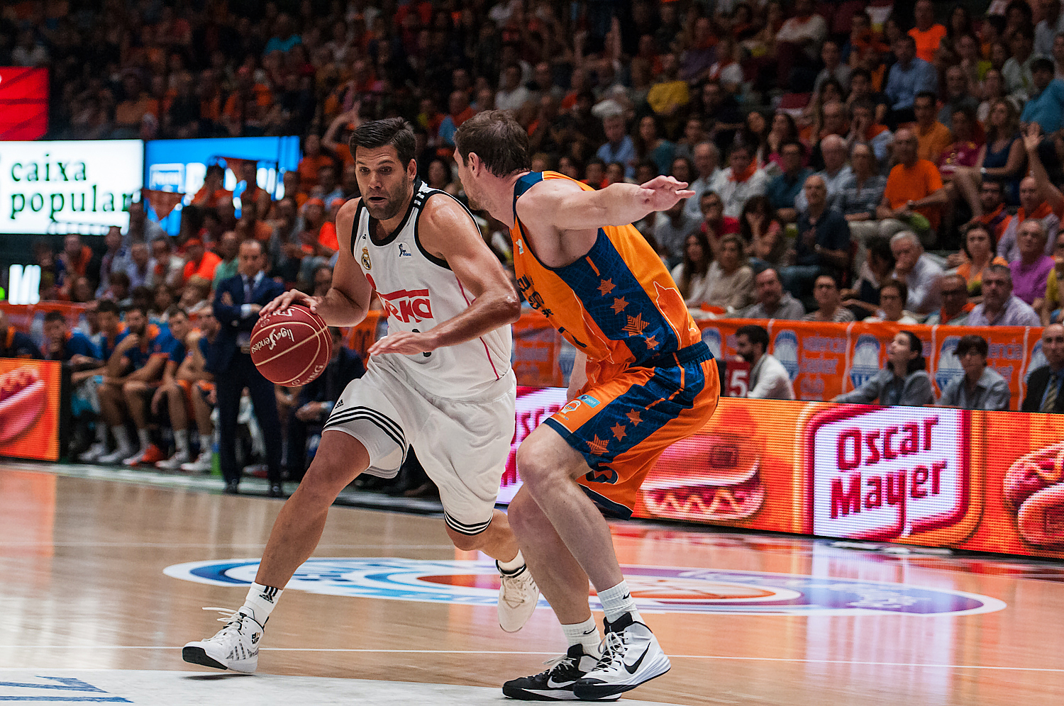 Felipe Reyes, de blanco hasta el final de su carrera