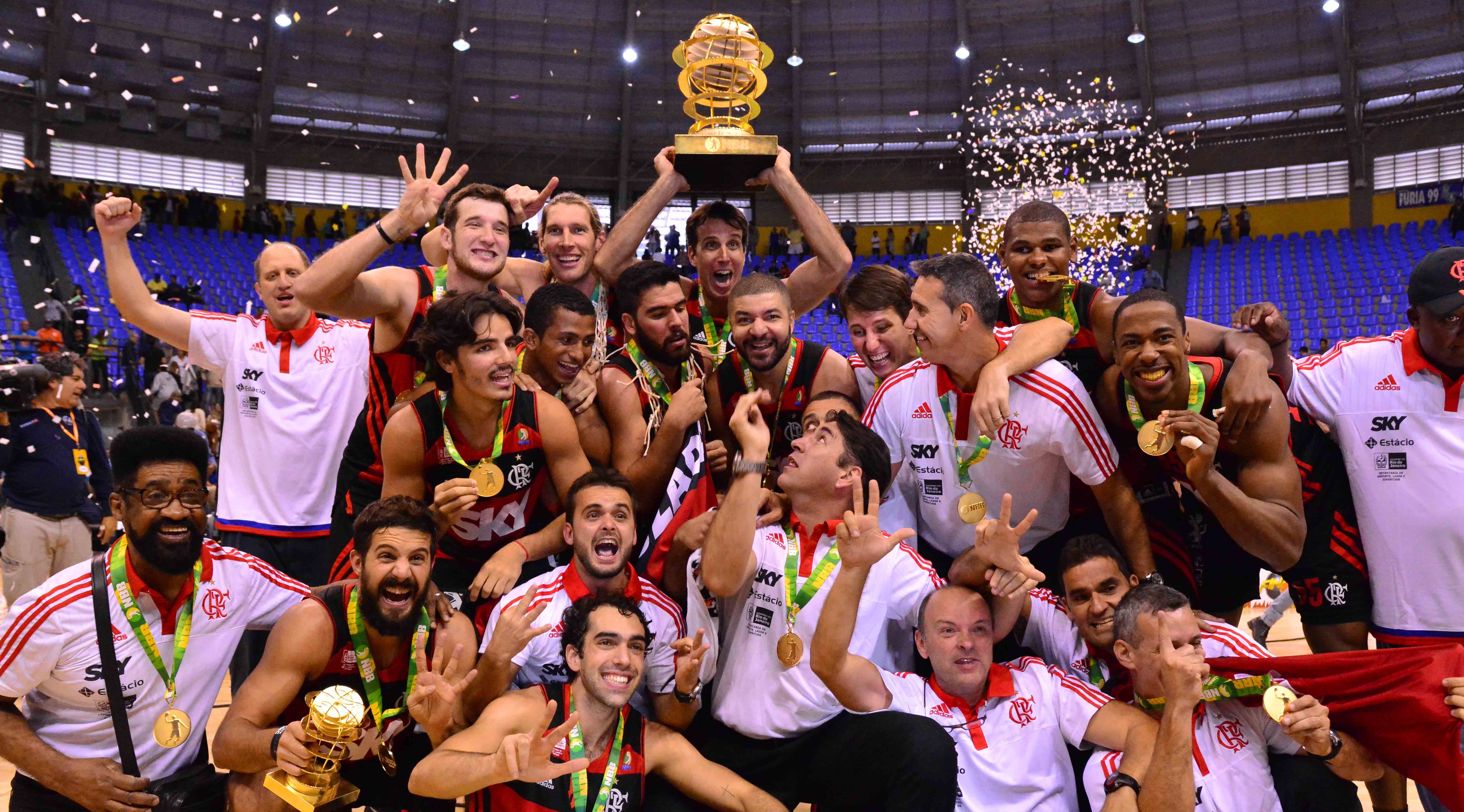 Latinoamérica: Flamengo tricampeón, sorpresa en Argentina y Colombia estrena campeón