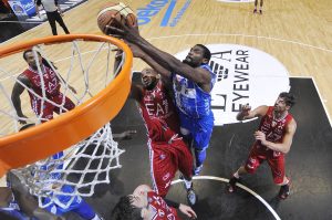 Shane Lawal, ¿la apuesta definitiva del FC Barcelona para el puesto de cinco?