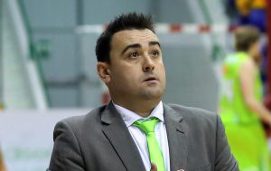 Primer movimiento en Planasa Navarra: continúa el entrenador Sergio Lamúa