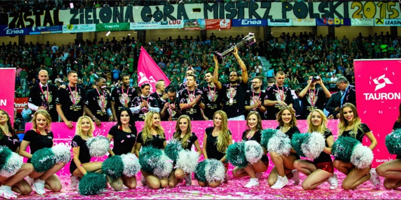 Una de ex-ACB: Quezada en Angola, Cheikh Samb en Dubai y dos campeones en Polonia