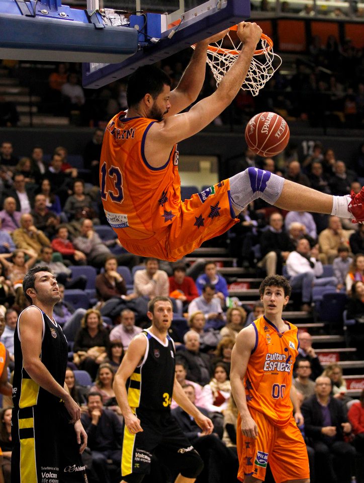 Oliver Lafayette y Jamel McLean, a Milan; Faverani firma con Maccabi