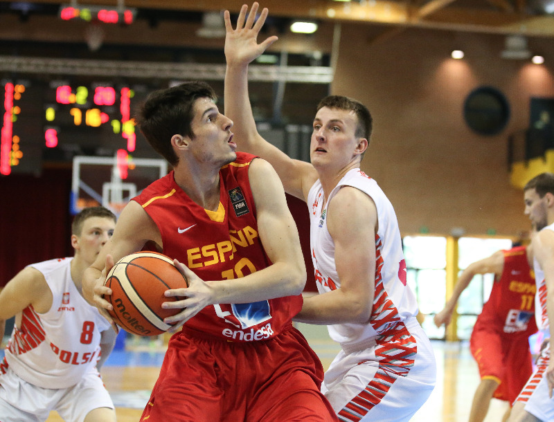 #U20M Primera fase (J5): España supera a Polonia (52-72) y ya conoce a sus nuevos rivales