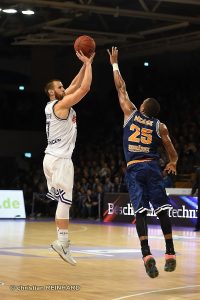 Alex Ruoff, perfil y videoscouting del nuevo Hombre de Negro