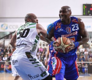 Argentina: Julio Lamas llega a San Lorenzo y Robert Battle y Sam Clancy renuevan