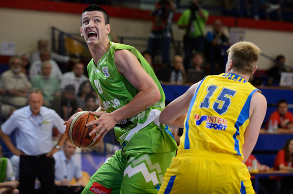 Otra torre en la ciudad; Alen Omic llega a Gran Canaria para suplir a Walter Tavares