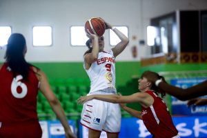 #U20F Primera fase (J3): las españolas, de menos a más, pasan de ronda invictas (77-51)