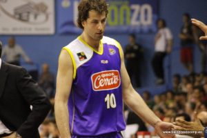 Cáceres, único superviviente sin factor cancha; KNET certifica el descenso de Ourense