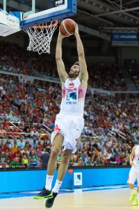 #RutaÑ15 España acaba invicta la preparación gracias a la dupla de los Bulls