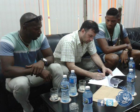 Cuba exporta talento: William Granda y Jasiel Rivero a Uruguay y Javier Justiz a Argentina