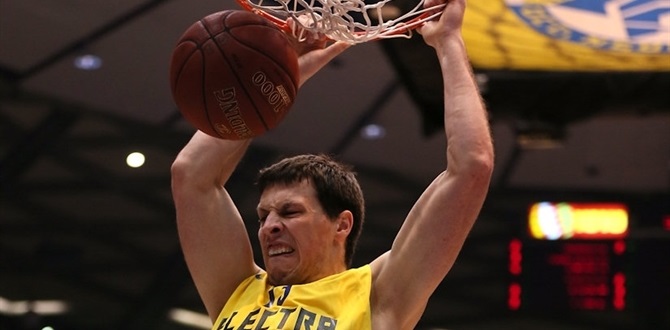 Darko Planinic, centímetros para la pintura de Laboral Kutxa VÍDEO