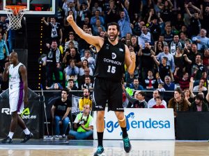 Álex Mumbrú seguirá siendo el gran capitán de Dominion Bilbao Basket hasta 2017