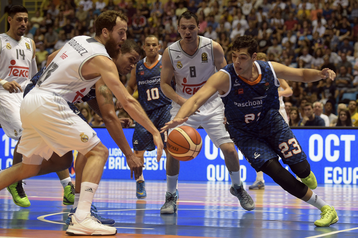 Real Madrid: derrota por la mínima ante el Baurú con Rafael Hettsheimer imperial (91-90)