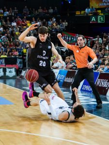 Dejan Todorovic; renovación con Unicaja para ser cedido de nuevo a Dominion Bilbao Basket