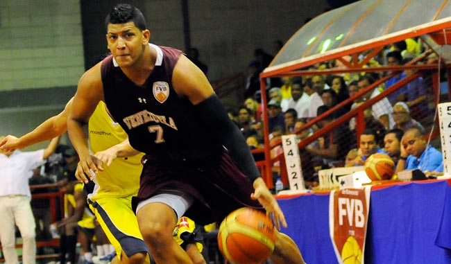 Jhornan Zamora, calidad exterior para el Ourense