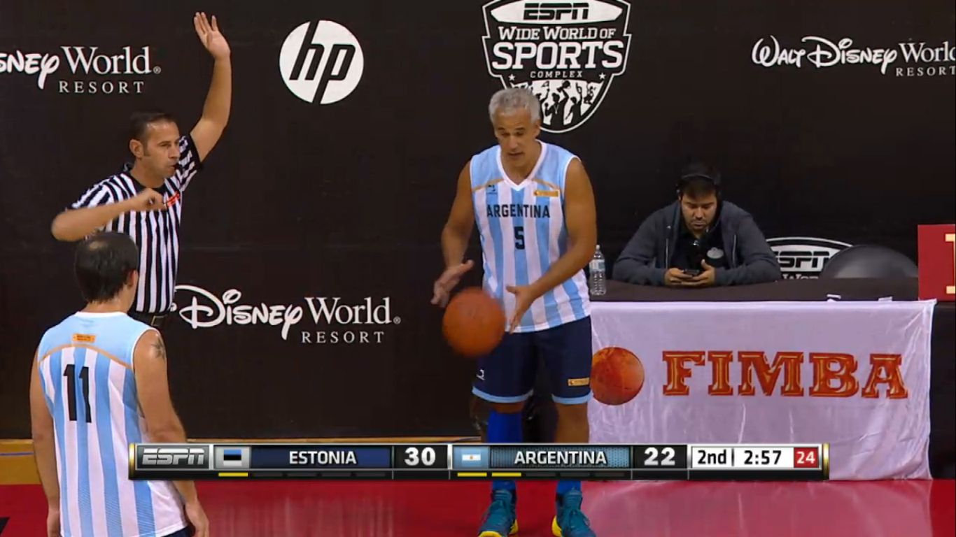 Joaquín Martínez, un árbitro malagueño en el Mundial de Maxibasquet de Orlando