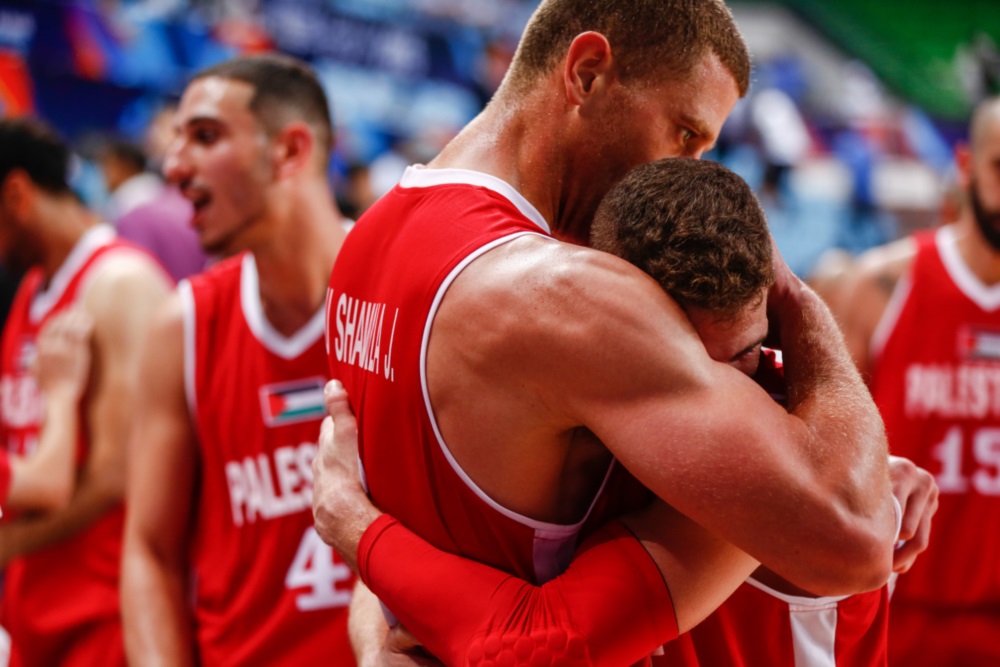 ¡Sorpresón en el FIBA Asia! Heroica victoria de Palestina ante la Filipinas de Blatche