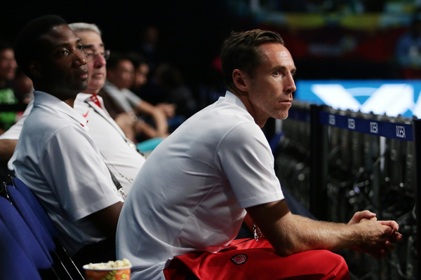 Golden State quiere a Steve Nash… para el desarrollo de jugadores