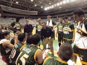 Las miserias de la LEB: Peñas viaja a Pamplona en furgonetas conducidas por los técnicos