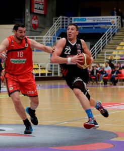 Granada, líder sólido en Pucela. Lucentum y Morón, aguantan. Fernández, MVP a los 40