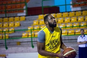 Danny Agbelese, físico para el COB. Salva Arco, 2 años en COB, 2 meses en Ulm