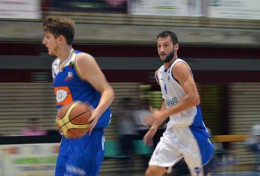 Cocinas.com, solvente primer líder de la temporada. Andujar ratifica su MVP