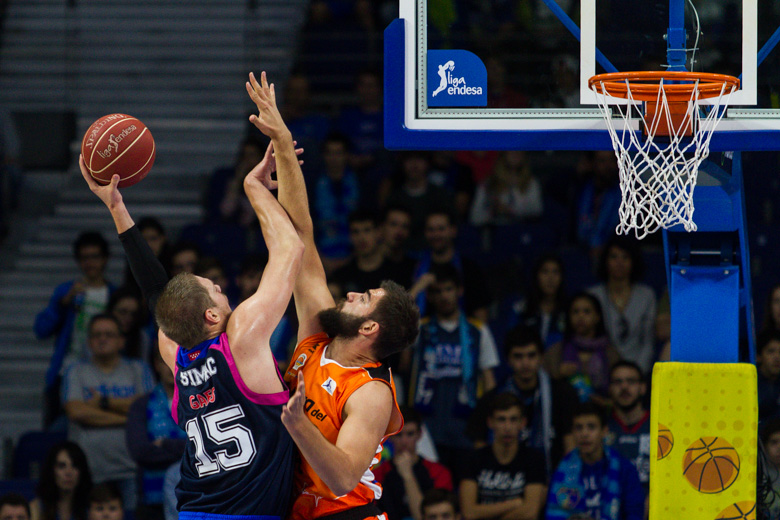 Vladimir Stimac rompe con Estudiantes y regresa a Estrella Roja para sustituir a Big Sofo