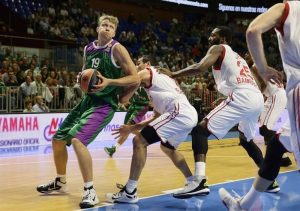 Kuzminskas destroza al Brose Baskets en el debut europeo (76-71)