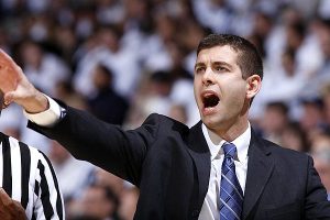 Los Celtics contratan a Brad Stevens como entrenador jefe