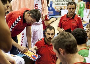 Musli, impacto inmediato; la metralleta Waczynski y Perasovic devuelve la sonrisa al Buesa