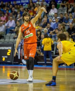 Granada, liderato y ambientazo. Valladolid se estrena. Zornotza y Marín no arrancan