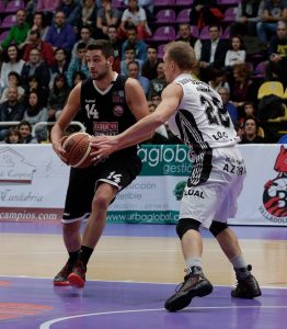 Astilleros seguirá en Valladolid; Renovaciones en Coruña; JJ García llega a Castelló