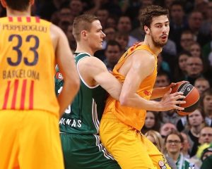 El Barcelona repite historia en Kaunas, con Tomic al mando (78-85)